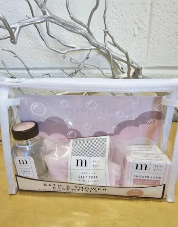 Mixture Shower Essentials Spa Kits